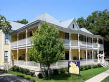 Alamo St Victorian Inn 