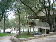 The Oak House Lake Rental House