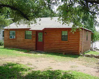The Cabins at Lake Brownwood 3-bedroom cabin